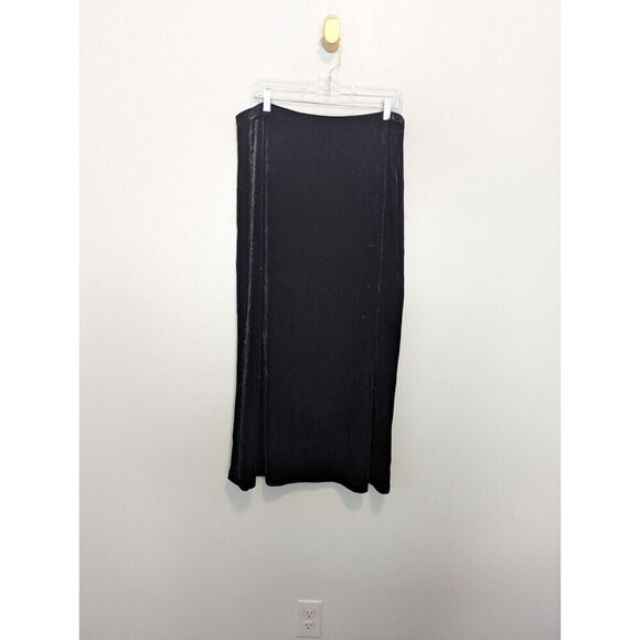 Units Velvet Maxi Skirt Plus Size 1X Black Goth - Picture 2 of 7